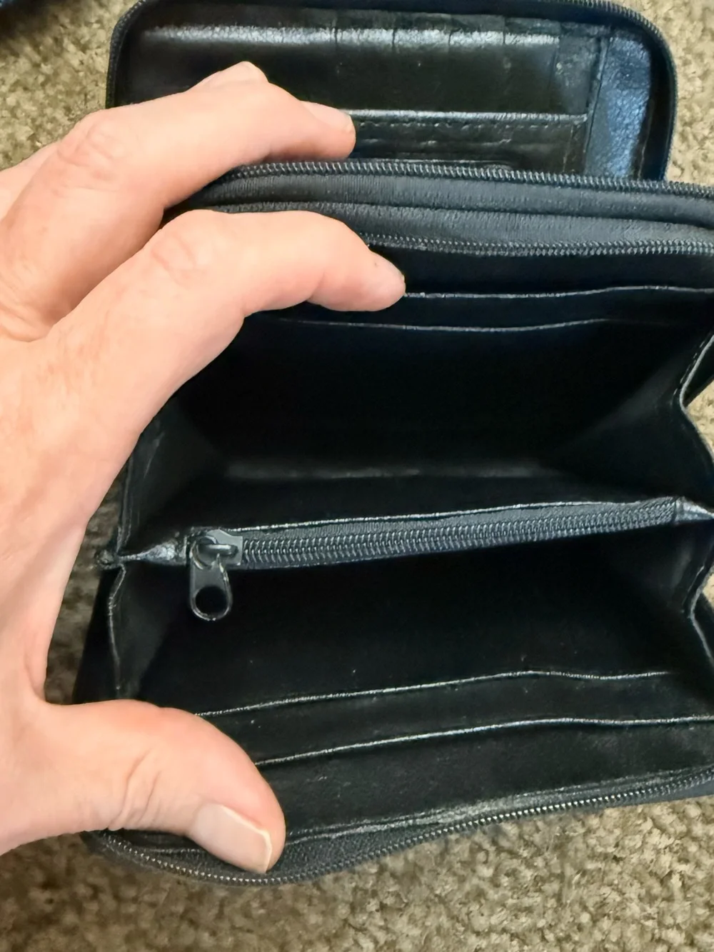 Vintage Amity Black Cowhide Leather Zippered Wallet